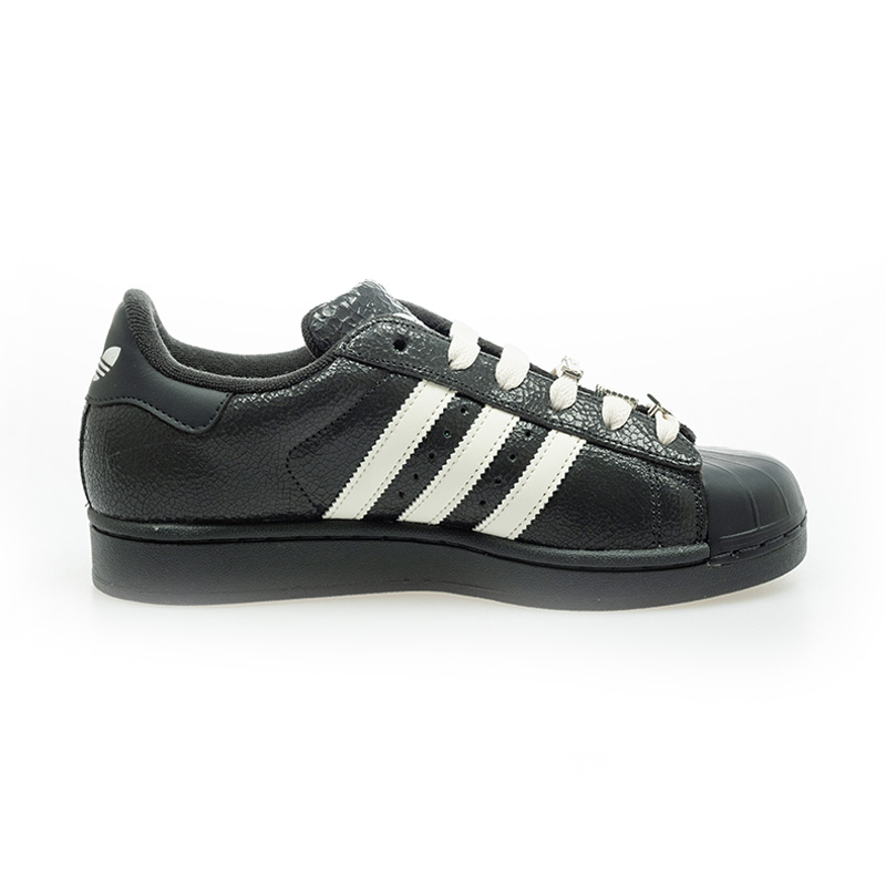 Shop (W) adidas Superstar II 運動鞋 IH1628