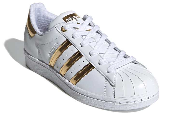 Lookbook （女裝）adidas Superstar 金屬鞋頭 '白金' FV3330