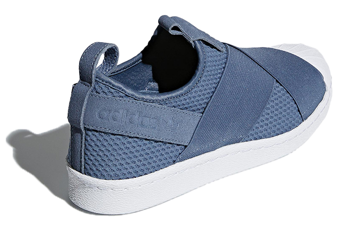 Shop adidas Originals Superstar Slipon 板鞋 女款 霧霾藍