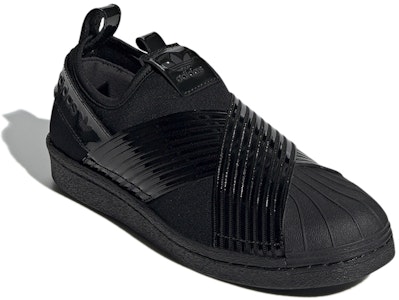 (W) 阿迪达斯 Superstar Slip On「核心黑」 BD8055 Lookbook (W) 阿迪达斯 Superstar Slip On「核心黑」 BD8055