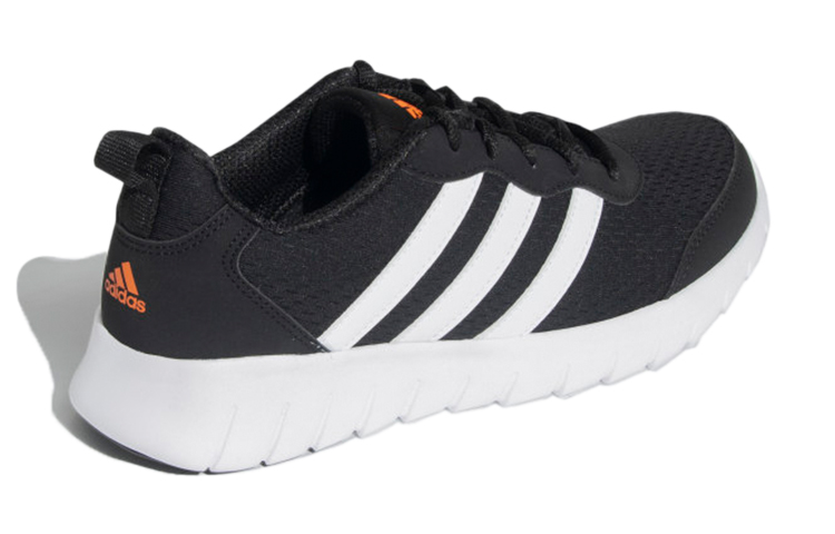 Shop (W) adidas Sweepit ''Zwart Wit'' EY2999