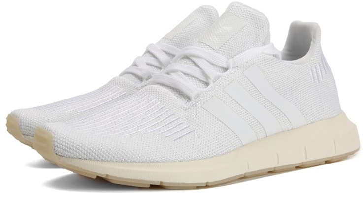 (W) 阿迪达斯 Swift Run '云白色' D96647 Lookbook (W) 阿迪达斯 Swift Run '云白色' D96647