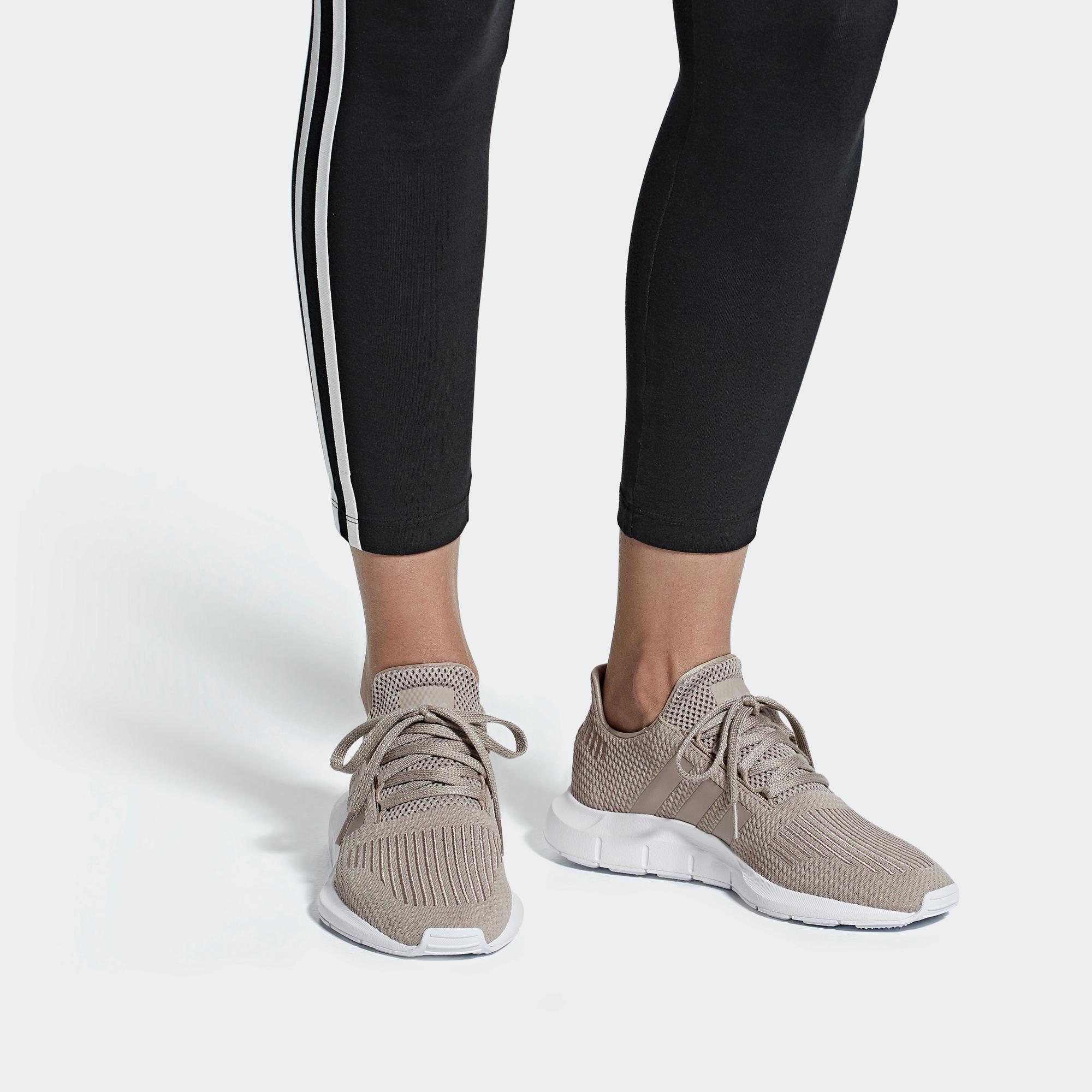 (W) adidas Swift Run 'Vapour Grey' 圖 7