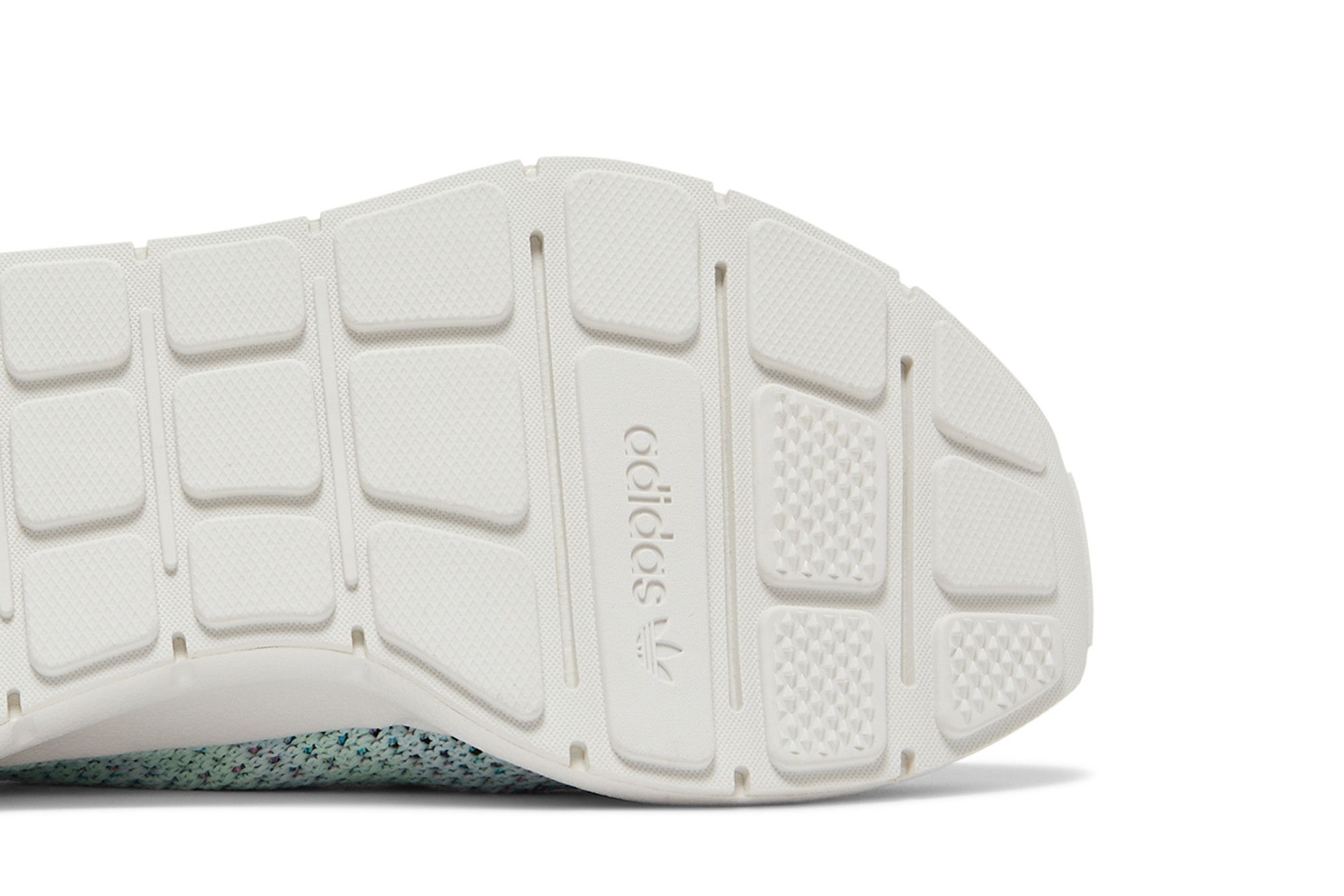 Details for (W) adidas Swift Run Primeknit ''Ice Blue'' Sneaker CG4137