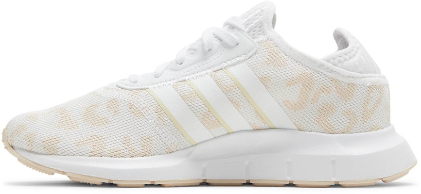 (W) adidas Swift Run X 'Leopard - Halo Ivory' Wanita H01907 Lookbook (W) adidas Swift Run X 'Leopard - Halo Ivory' Wanita H01907