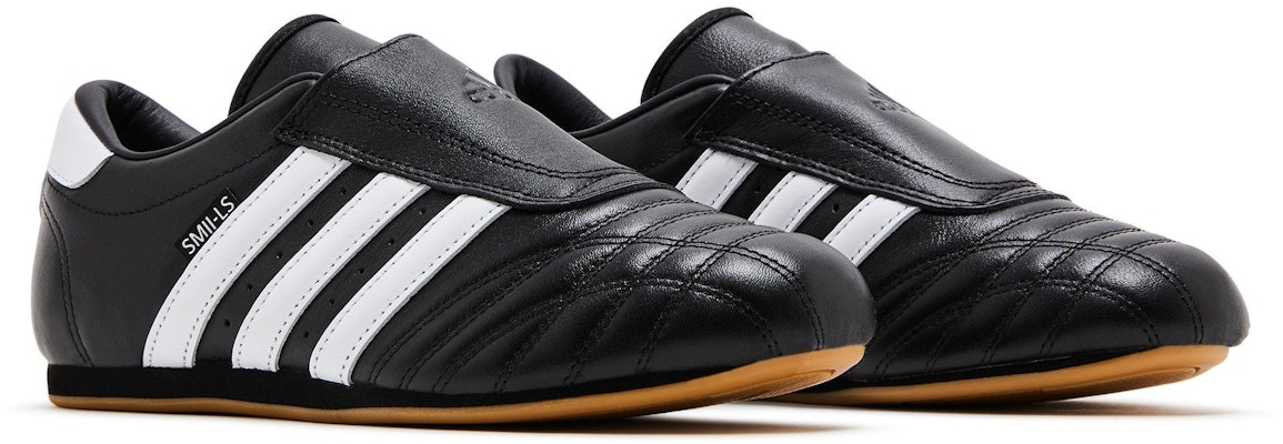 (W) adidas Taekwondo 'Hitam Putih Getah' JQ4775 2