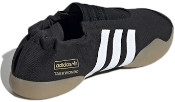 (W) adidas Taekwondo 'Negro Core' D98205 Shop (W) adidas Taekwondo 'Negro Core' D98205