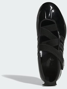 (W) Adidas Taekwondo CH x EDC Core Black/Carbon/Metallic Sneakers Hitam. KK1395 Order (W) Adidas Taekwondo CH x EDC Core Black/Carbon/Metallic Sneakers Hitam. KK1395