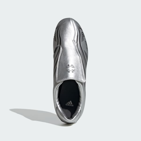 Lookbook (W) adidas Taekwondo F50 Sneaker Silber Metallic/Core Schwarz/Silber Metallic IH1873