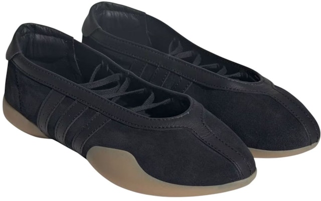 (Women) adidas Taekwondo Mei Ballet 'Black Gum' JQ0669 Lookbook (Women) adidas Taekwondo Mei Ballet 'Black Gum' JQ0669