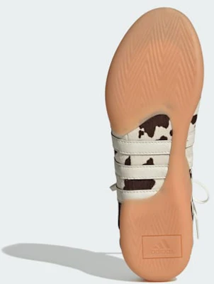 (W) adidas Taekwondo Mei Aurora Coffee/Cloud White/Gum Sepatu KJ0229 Lookbook (W) adidas Taekwondo Mei Aurora Coffee/Cloud White/Gum Sepatu KJ0229