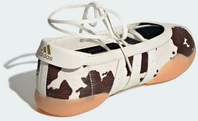 (W) adidas Taekwondo Mei Aurora Coffee/Cloud White/Gum Sepatu KJ0229 Purchase (W) adidas Taekwondo Mei Aurora Coffee/Cloud White/Gum Sepatu KJ0229