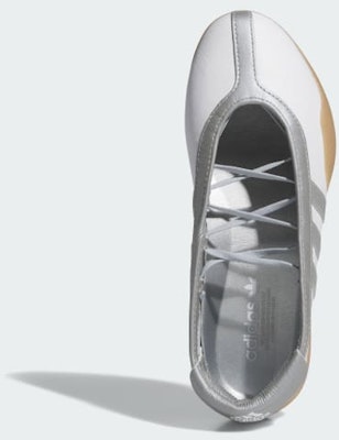 (W) Adidas Taekwondo MEI Putih/Silver Metallic/Gum Sneakers JQ6438 Order (W) Adidas Taekwondo MEI Putih/Silver Metallic/Gum Sneakers JQ6438