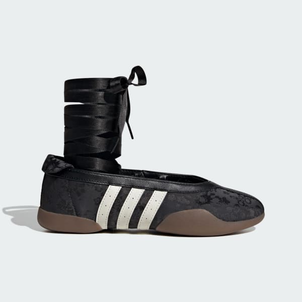 (Women) Adidas Taekwondo Mei Sneakers Core Black/Off White/Gum IH6916