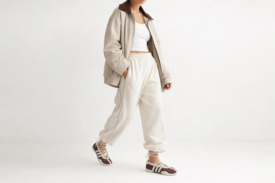 (W) adidas Taekwondo Mei Scarpe Usate Marroni/Bianche/Oro Metallizzato KK3238 Order (W) adidas Taekwondo Mei Scarpe Usate Marroni/Bianche/Oro Metallizzato KK3238