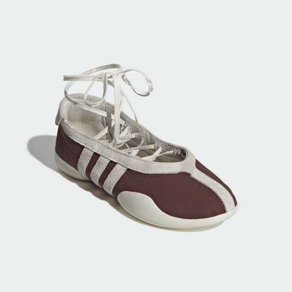 Shop (W) adidas 跆拳道 Mei 二手運動鞋 棕色/米白/金屬金 KK3238