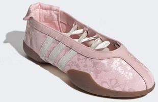 Details for (W) Adidas Taekwondo Mei Sneakers Zand Roze/Off White/Gum IH6915
