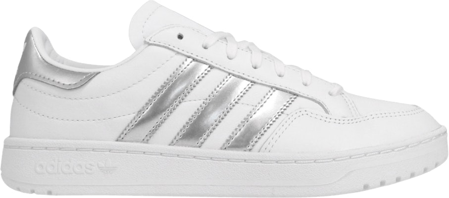 Adidas 2025 team court