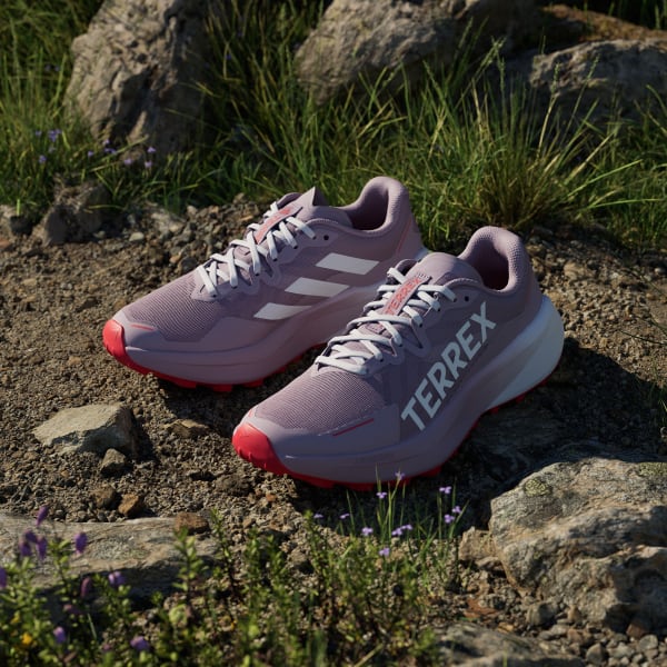 Purchase (W) adidas Terrex Agravic 3 Kasut Larian Jejak Preloved Fig/Cloud White/Pure Ruby JP9799