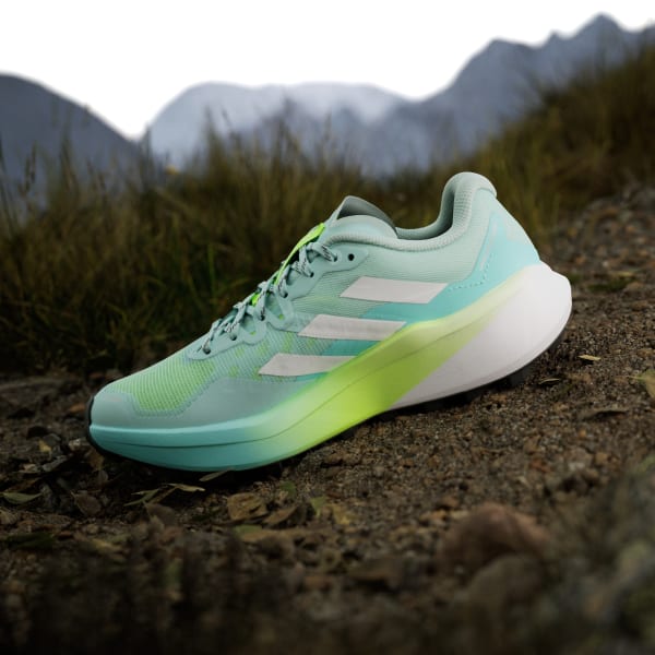 Sizing (W) 阿迪达斯TERREX Agravic 3越野跑鞋 半闪光蓝/云白/透亮柠檬 JR5250
