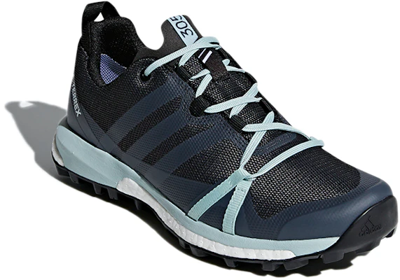 (W) adidas Terrex Agravic GTX ''Noir Charbon Gris'' CM7648 Lookbook (W) adidas Terrex Agravic GTX ''Noir Charbon Gris'' CM7648