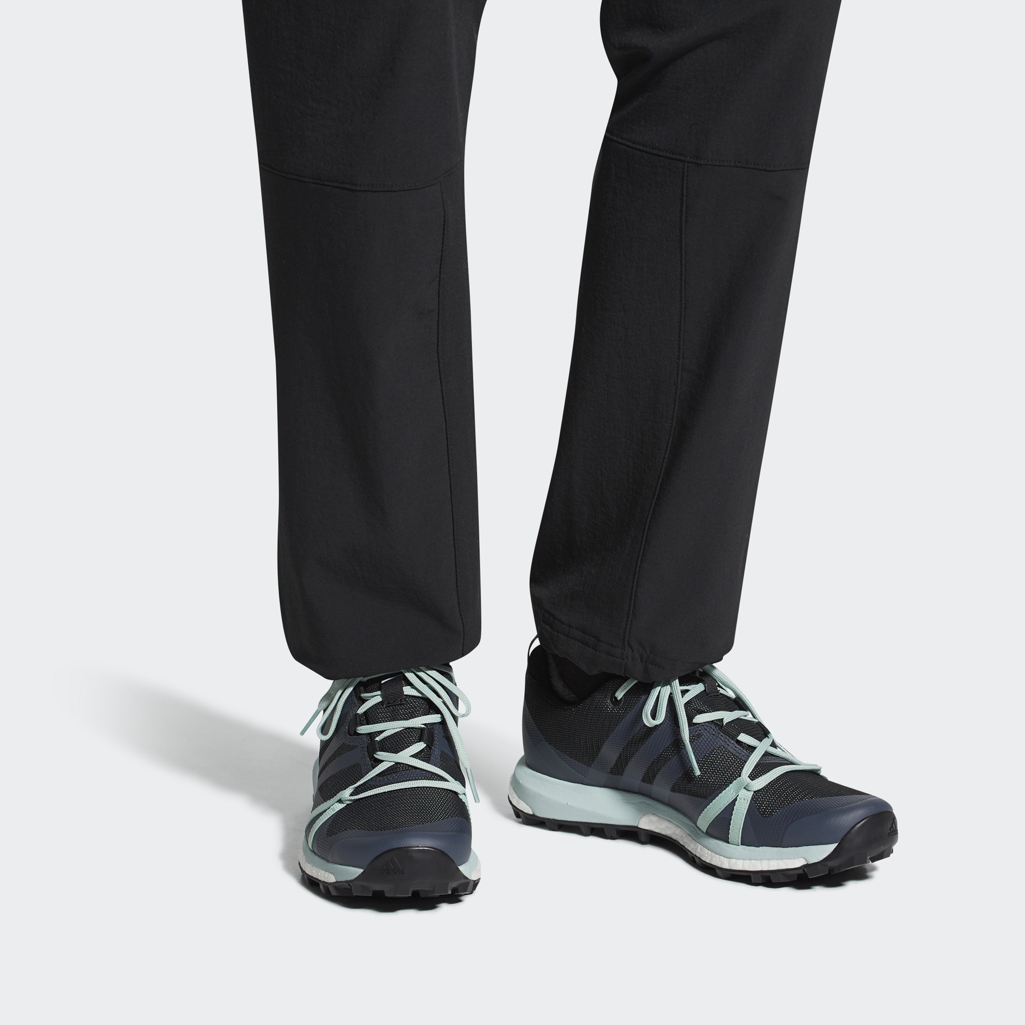 Sizing (W) adidas Terrex Agravic GTX ''Noir Charbon Gris'' CM7648