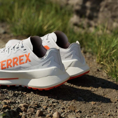 (W) 阿迪达斯TERREX Agravic Speed Ultra越野跑鞋 云白/橙色/灰色 IH3767 1