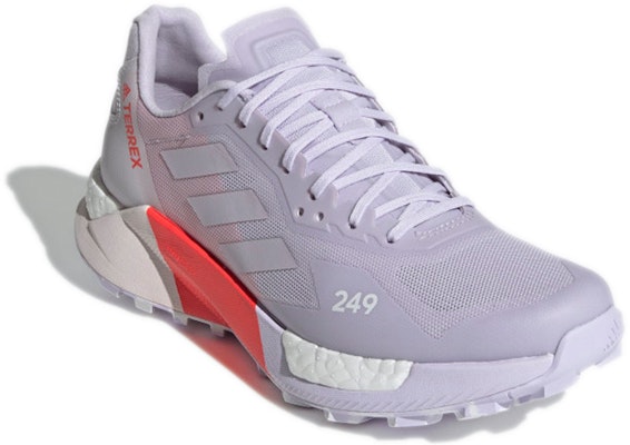 (W) adidas Terrex Agravic Ultra Trail 'Ungu Lembayung Solar Merah' S42735 Lookbook (W) adidas Terrex Agravic Ultra Trail 'Ungu Lembayung Solar Merah' S42735