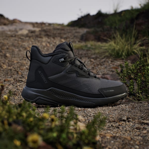 Lookbook (W) 阿迪达斯Terrex Anylander Climawarm+徒步鞋 碳黑/核心黑/灰六 JH8777