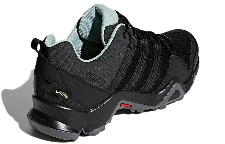 Shop (W) adidas Terrex Ax2r Gore-tex randonnée imperméable AC8064
