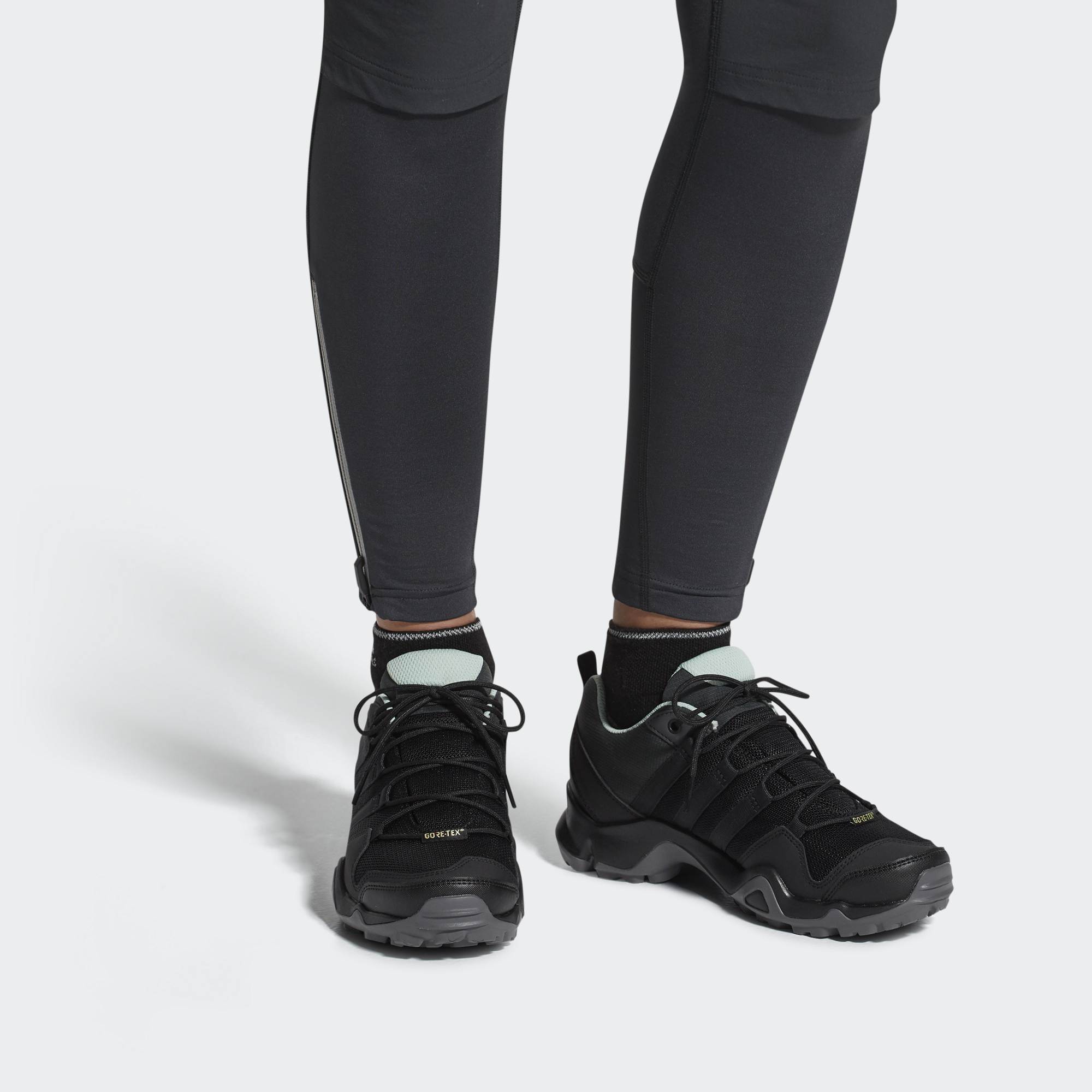 Sizing (W) adidas Terrex Ax2r Gore-tex randonnée imperméable AC8064