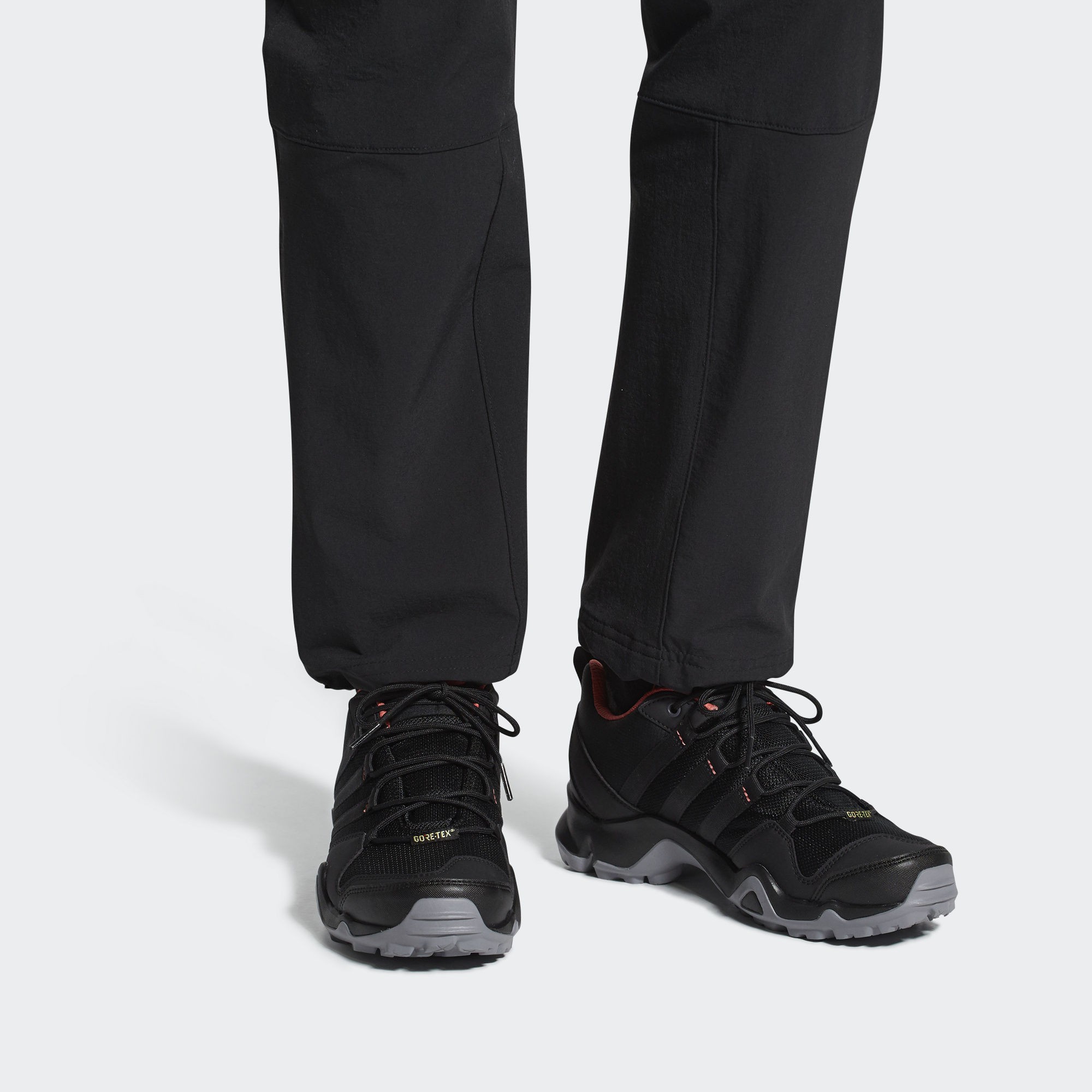 Sizing (W) adidas Terrex AX2R GTX CM7855