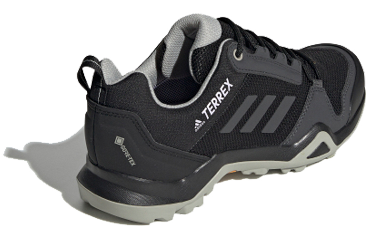 Lookbook (W) adidas Terrex AX3 GTX 'Hitam' EF3510