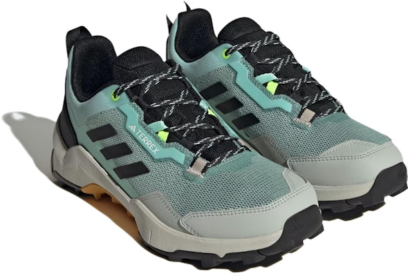 (W) adidas Terrex AX4 'Semi Flash Aqua Hitam' IF4870 Lookbook (W) adidas Terrex AX4 'Semi Flash Aqua Hitam' IF4870