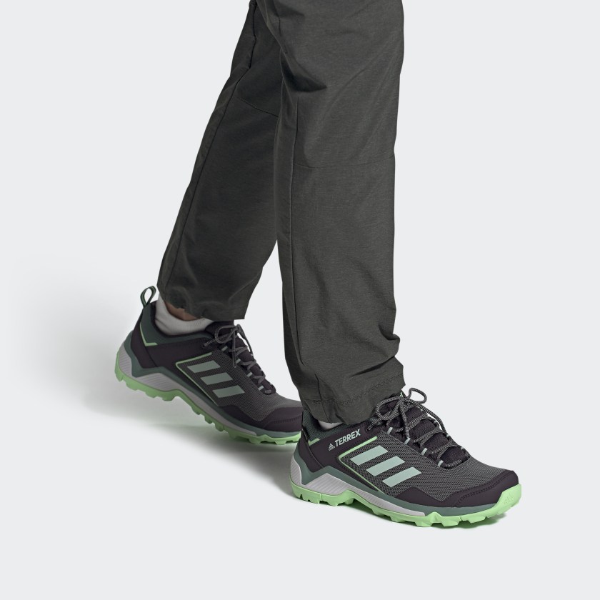 Sizing adidas Terrex Eastrail Gore-Tex 女款 黑綠