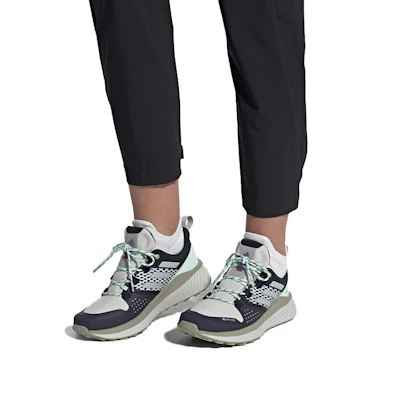 (W) 阿迪达斯Terrex Folgian Hiker Gore-Tex“传说墨蓝羽灰” EF2272 Sizing (W) 阿迪达斯Terrex Folgian Hiker Gore-Tex“传说墨蓝羽灰” EF2272