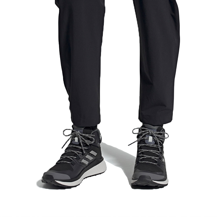 Sizing (W) adidas Terrex Folgian Hiker Mid GTX ''Schwarz Grau'' EF2274