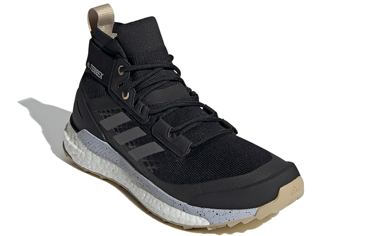 Lookbook (W) 아디다스 테렉스 프리 하이커 프라임블루 '블랙 사바나' FY7337