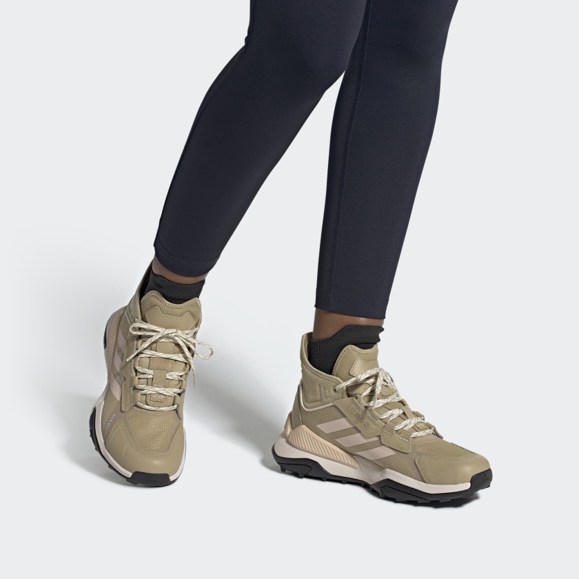 Sizing (W) adidas Terrex Hyperblue Mid Rain.RDY 'Tono Beige' FY9717