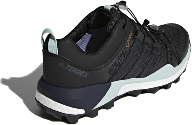 (W) adidas Terrex Skychaser Gtx 'Hitam Hijau' CQ1744 Lookbook (W) adidas Terrex Skychaser Gtx 'Hitam Hijau' CQ1744