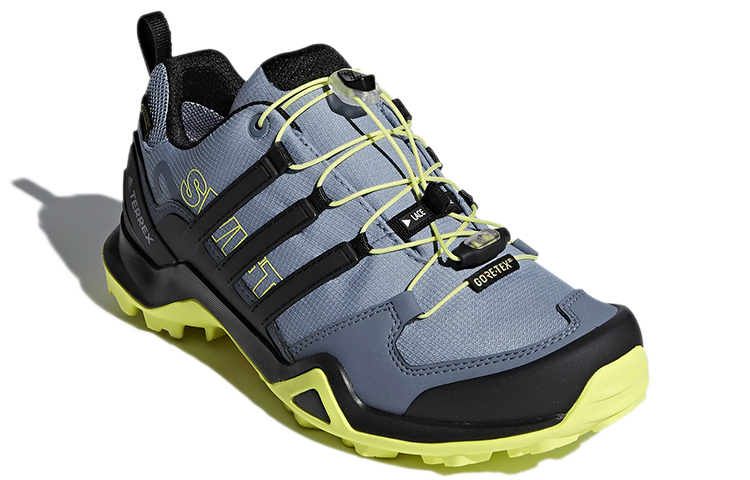 Lookbook (W) adidas Terrex Swift R2 GTX ''Schwarz Blau'' CM7504