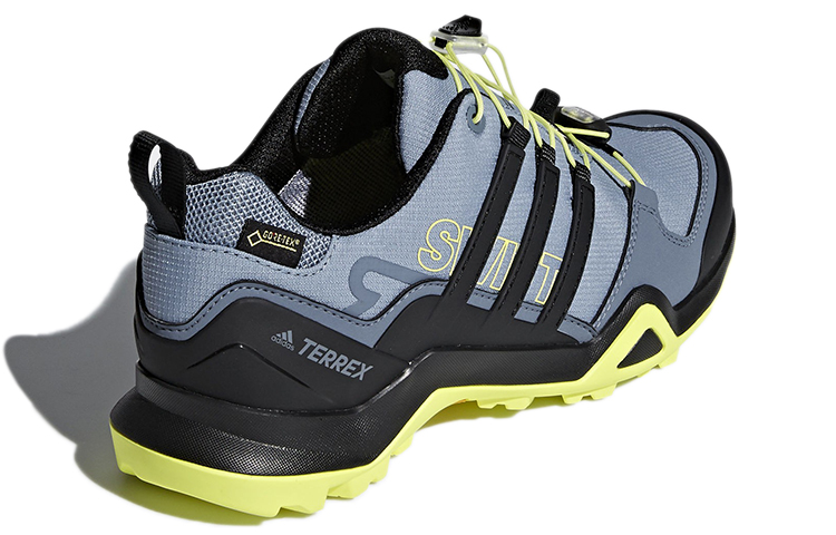 Shop (W) adidas Terrex Swift R2 GTX ''Schwarz Blau'' CM7504
