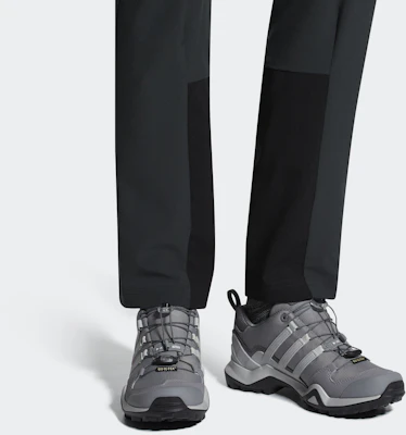 (W) adidas Terrex Swift R2 GTX ''Grijs Krijt Koraal'' CM7506 Details for (W) adidas Terrex Swift R2 GTX ''Grijs Krijt Koraal'' CM7506