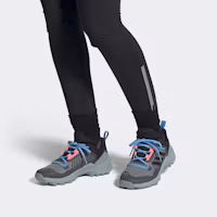 Sizing adidas Terrex Swift R3 健行舒適耐磨戶外鞋 女款 灰黑色
