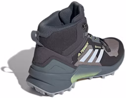 Shop 愛迪達 Terrex Swift R3 中筒 Gore-Tex 防磨防滑 女款登山鞋 黑灰