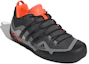 Lookbook (W) adidas Terrex Swift Solo ''Gris Noir'' S29255