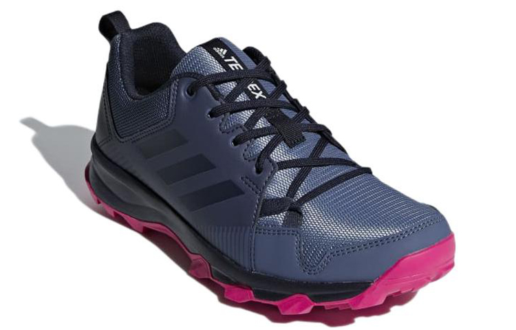 Lookbook adidas Terrex Tracerocker 耐磨防滑戶外功能鞋 女款 藍粉