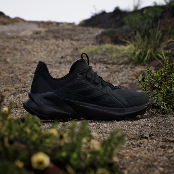 Lookbook (W) アディダス テレックス トレイルメーカー 2.0 レザー ハイキングシューズ コアブラック/グレーフォー ID0892