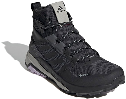 (W) adidas Terrex Trailmaker Mid GTX Kelabu Gelap Hitam Ungu FY2235 Lookbook (W) adidas Terrex Trailmaker Mid GTX Kelabu Gelap Hitam Ungu FY2235
