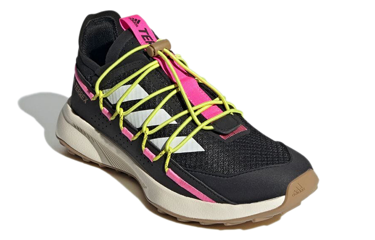 Lookbook (W) adidas Terrex Voyager 21 ''Noir Rose Criard'' FW9410